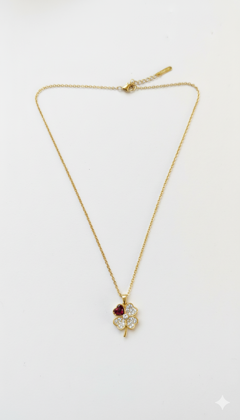 Miras 4 Yapraklı Taşlı Yonca Kolye